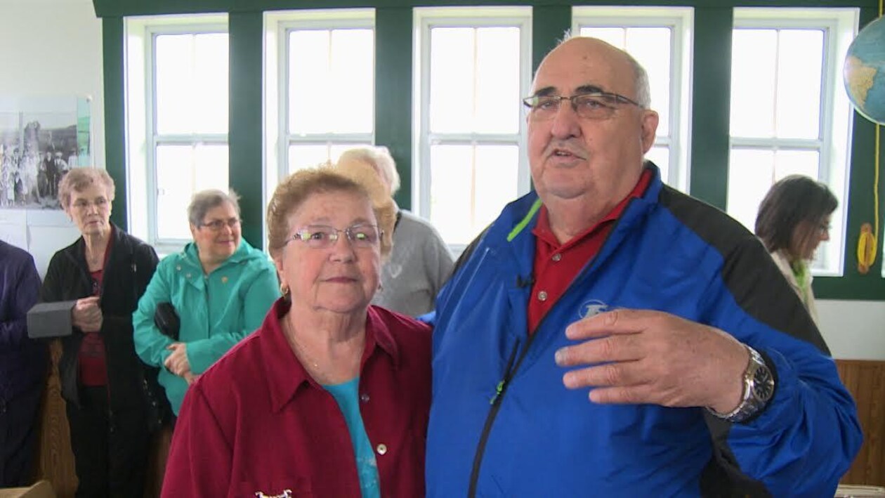 Une rencontre inattendue à l'école SaintAdélard Le téléjournal Manitoba