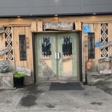 واجهة مطعم بابا حمدي في جنوب مدينة مونتريال