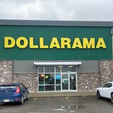 Dollarama零售店。
