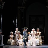 Français : Scène d'opéra "Don Giovanni" : personnages en costumes d'époque (XVIIIe), mariée et invités.

Español : Escena de la ópera "Don Giovanni": personajes con trajes de época (siglo XVIII), novia e invitados.