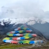 Cai guoqiang's Dragan Rising in Tibet 