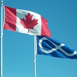 Drapeau du Canada et drapeau métis