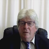 L’avocat de la famille Munar-Reina Stewart Istvanffy assis dans son bureau.