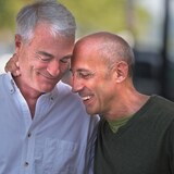 Deux hommes.