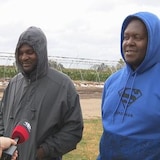 Davion Dennis et Andrae Isaacs parlent à CBC.