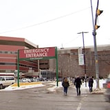 L'entrée de l'urgence à l'hôpital de l'Université de l'Alberta.