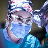 Dr. Julie Hallet of Toronto's Sunnybrook Health Sciences Centre led a study finding that when hospitals reached a critical mass of female surgeons and anesthesiologists, there was a lower chance of patients having major complications in the 90 days after the surgery. 