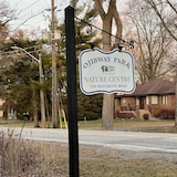 Une pancarte annonce la parc municipal Ojibway.