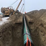 Construcción del oleoducto Trans Mountain.