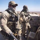 Dos soldados canadienses en el norte de Irak.