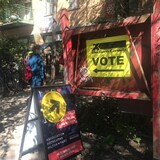 位于St-Urbain的大选投票站，也是加拿大选举网站上标志的最接近蒙特利尔唐人街的一个投票站。