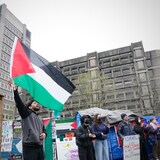 Manifestantes pro-palestinos en Montreal.