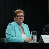 Diane Lavallée en conférence de presse.