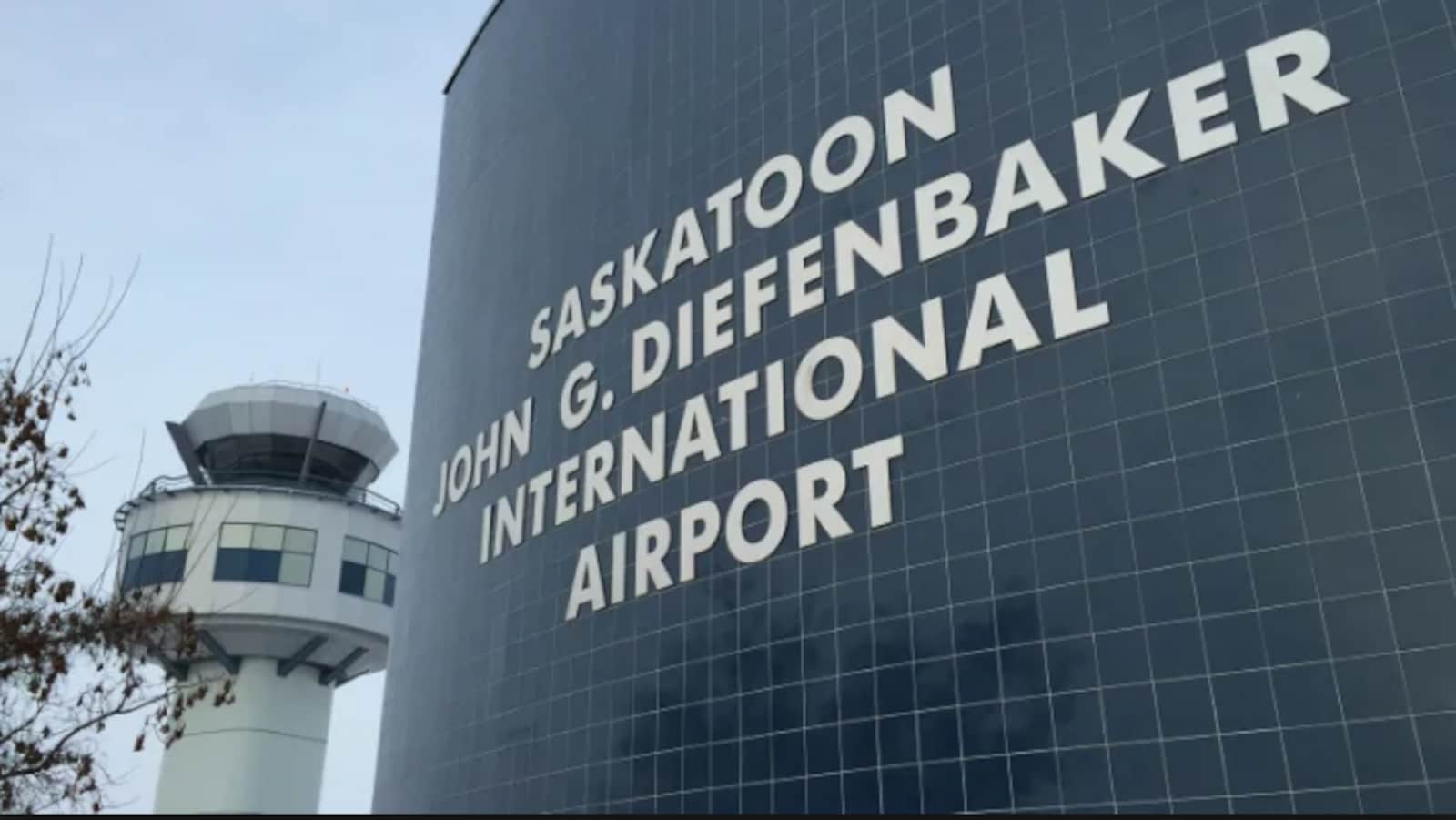 L'aéroport internaitonal John G. Diefenbaker de Saskatoon.