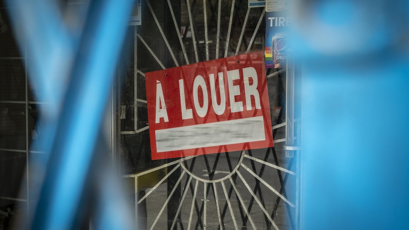 Affiche indiquant « à louer »