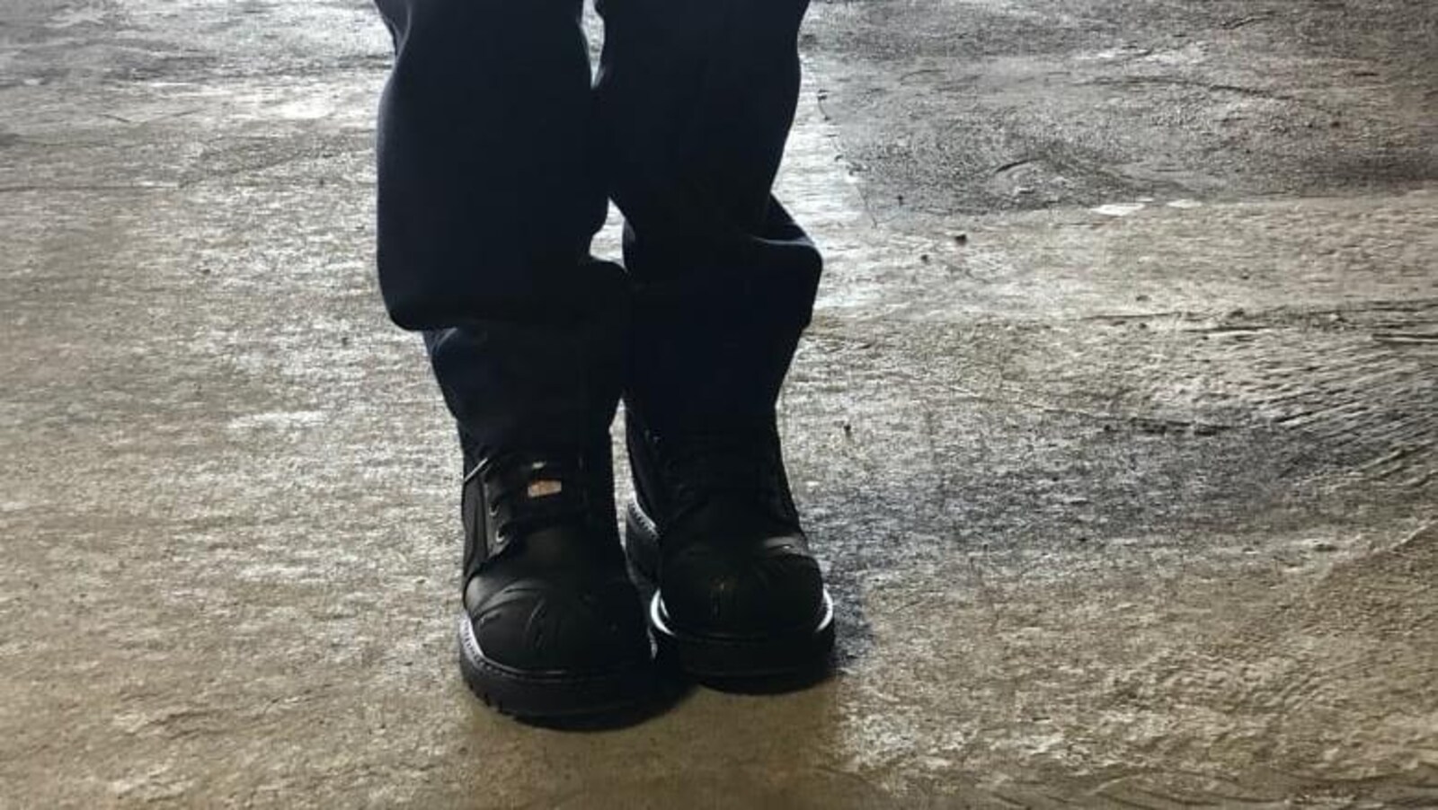 Les agents correctionnels et d'autres employés des deux prisons fédérales de la Nouvelle-Écosse disent être constamment intimidés et harcelés par leurs supérieurs.