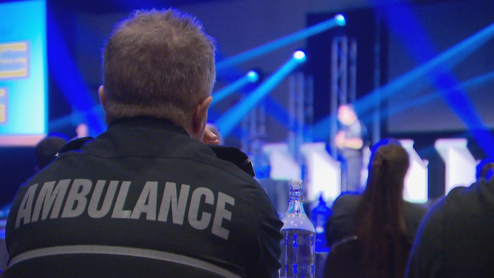 Un ambulancier écoute une conférence lors de l'Expo-Préhospitalier de Québec