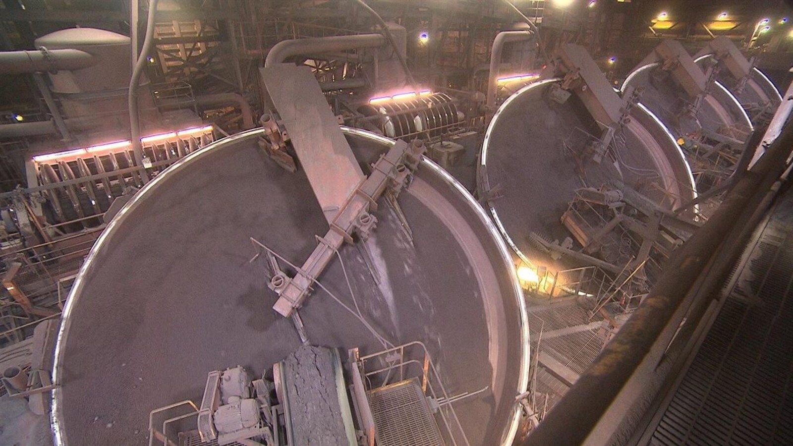 Détail de l'usine d'ArcelorMittal à Port-Cartier.