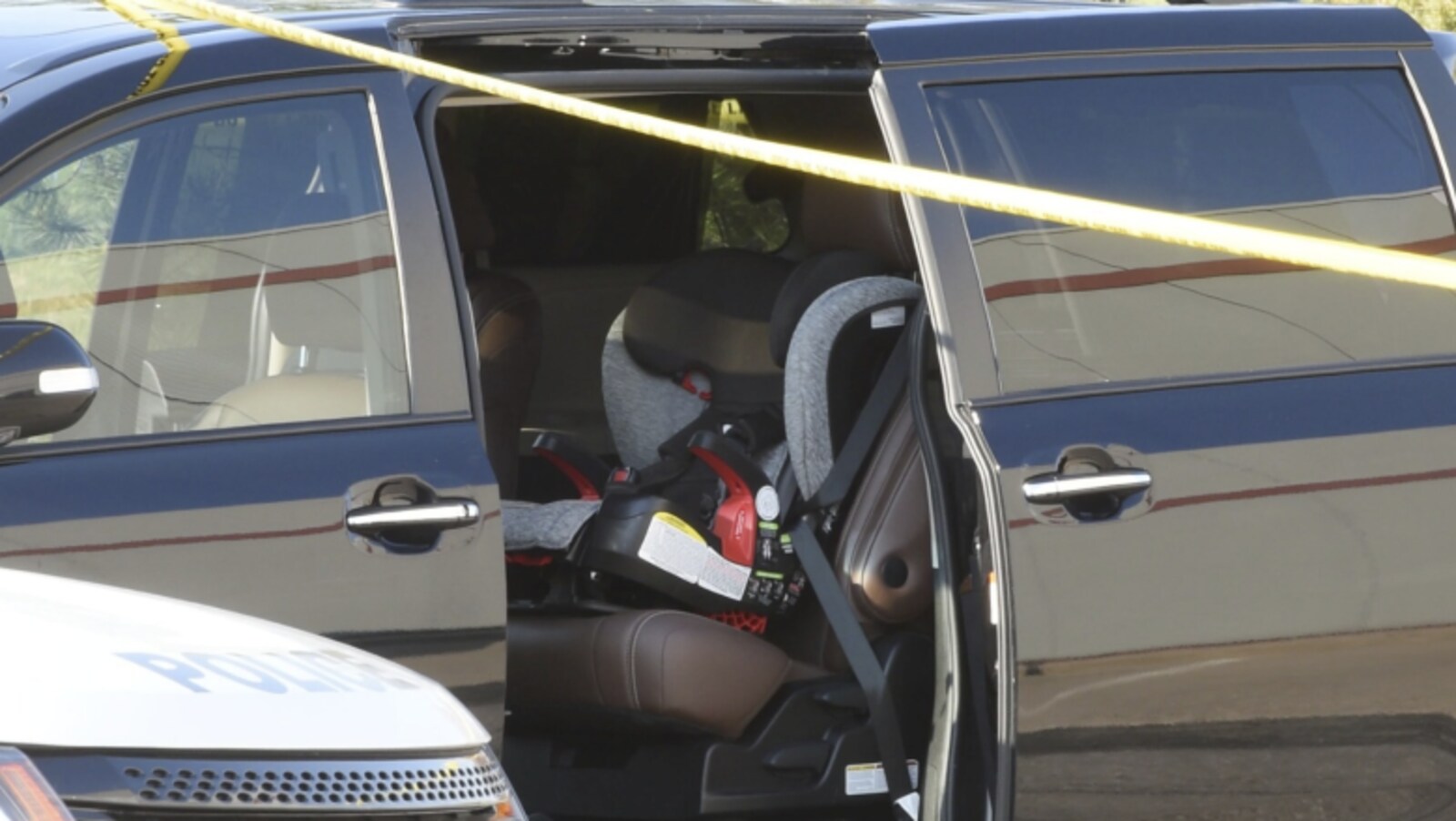 Un siège d'auto d'enfant dans une fourgonette