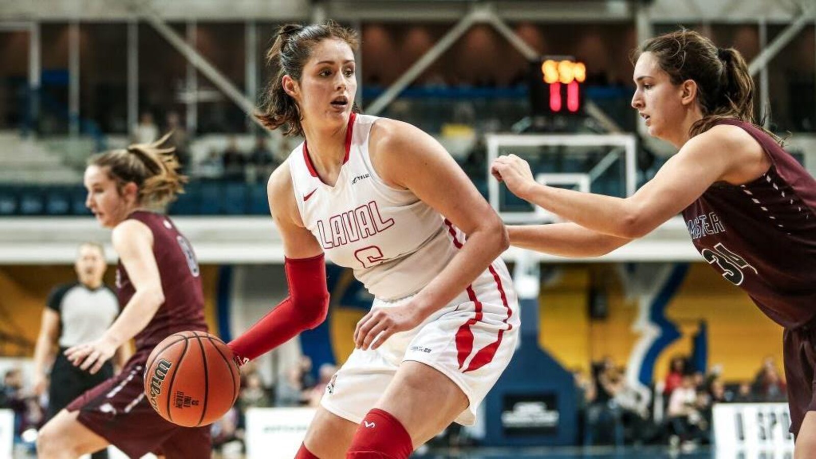 Khaléann Caron-Goudreau a été choisie joueuse par excellence du match chez le Rouge et Or.