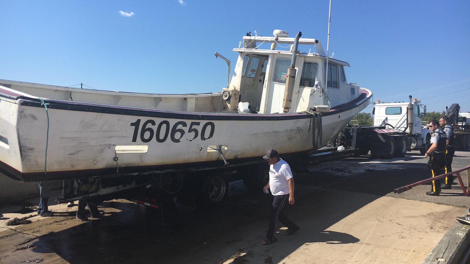 Deux des trois bateaux qui ont coulé au quai de Neguac sont des pertes totales.