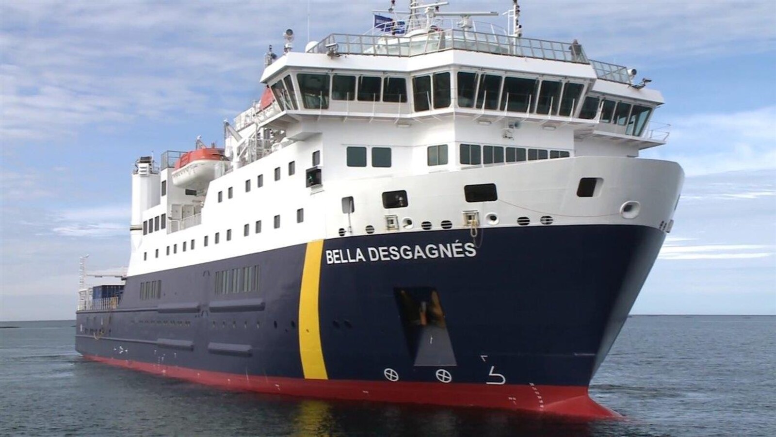 Le navire Bella Desgagnés