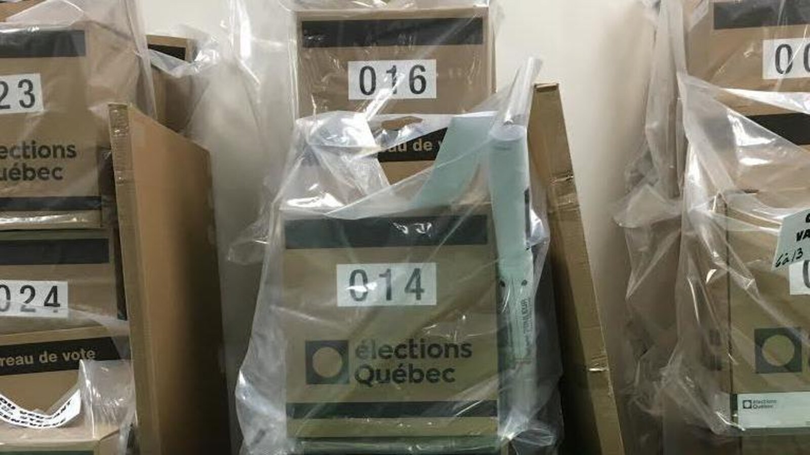 Boîtes de scrutin.