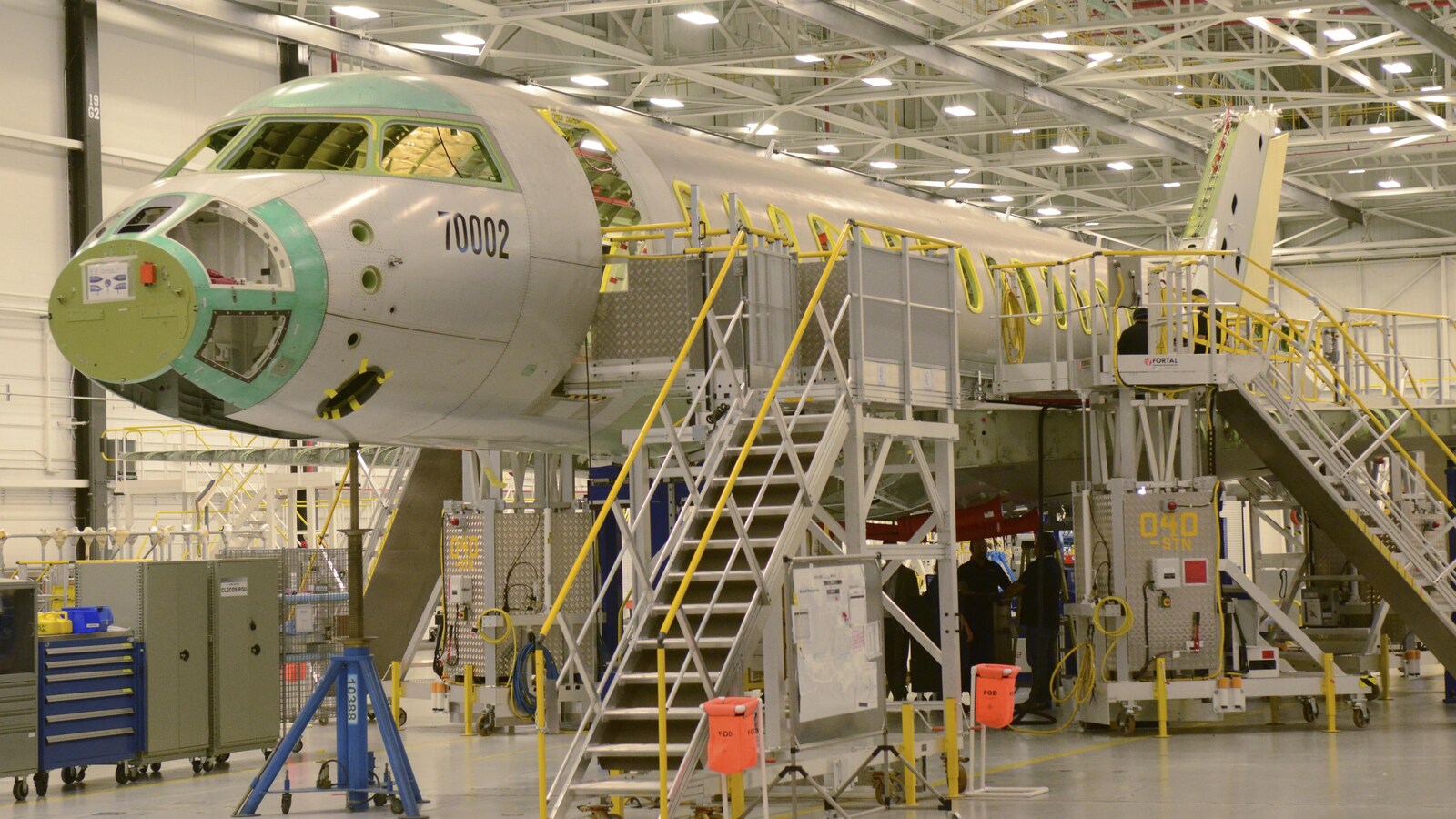 Un Global 7000 de Bombardier dans une usine d'assemblage à Toronto, le 3 novembre 2015.