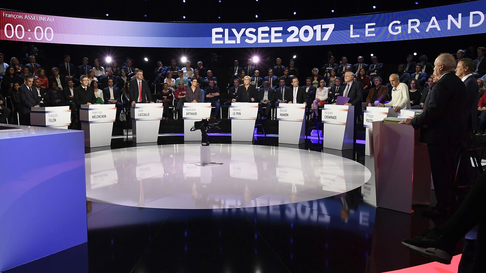 Les 11 candidats à l'élection présidentielle française ont croisé le fer dans un débat télévisé mardi soir.