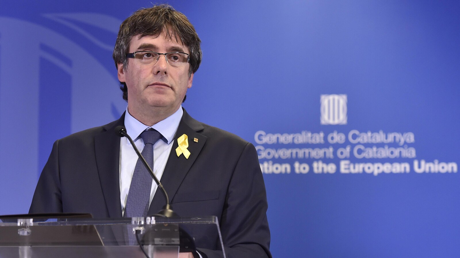 L'ex-président indépendantiste de la Catalogne, Carles Puigdemont, s'est adressé aux médias lors d'une conférence de presse à Bruxelles.