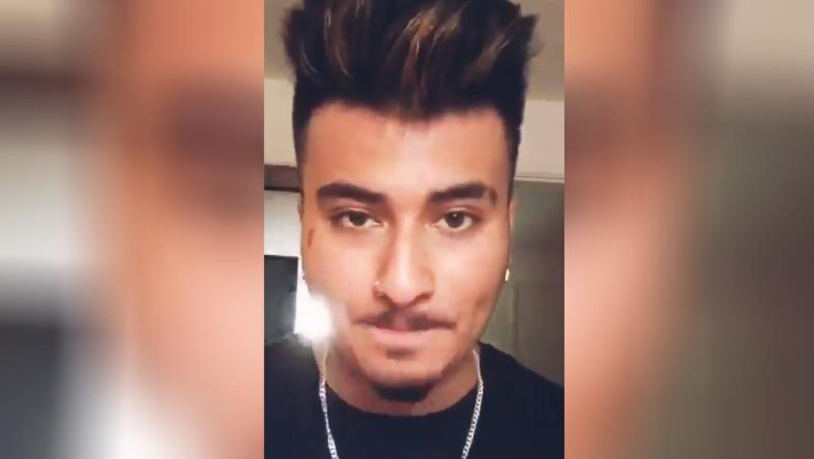 Carlos Desjardins, 20 ans, a été accusé de possession et de distribution de pornographie juvénile à Québec, jeudi