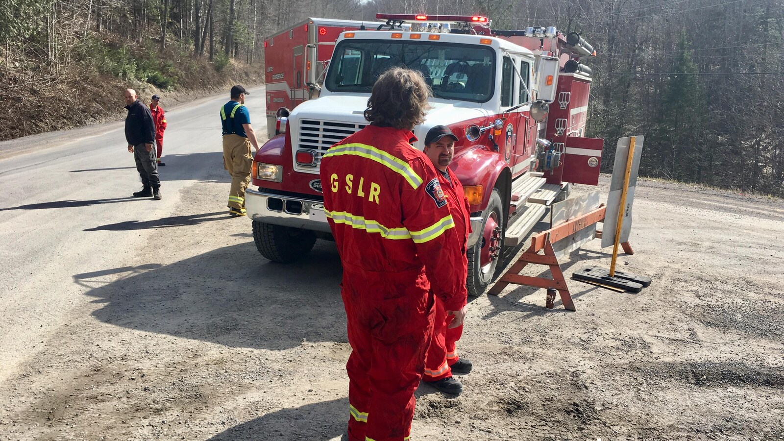 Un barrage menace de se rompre sur la rivière Rouge Crue printanière