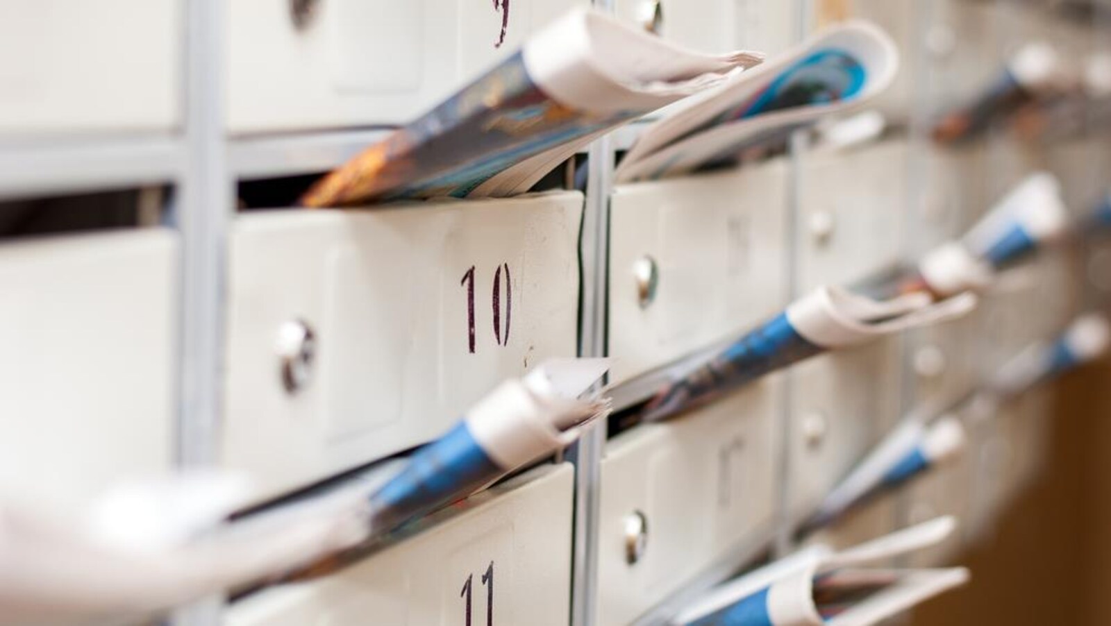 Des circulaires dans des boîtes postales