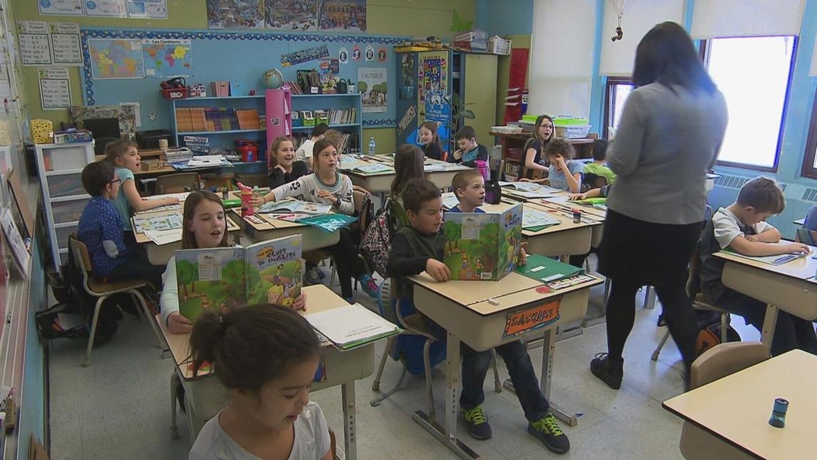 L'école primaire de NotreDameduMontCarmel en partie évacuée ICI.RadioCanada.ca