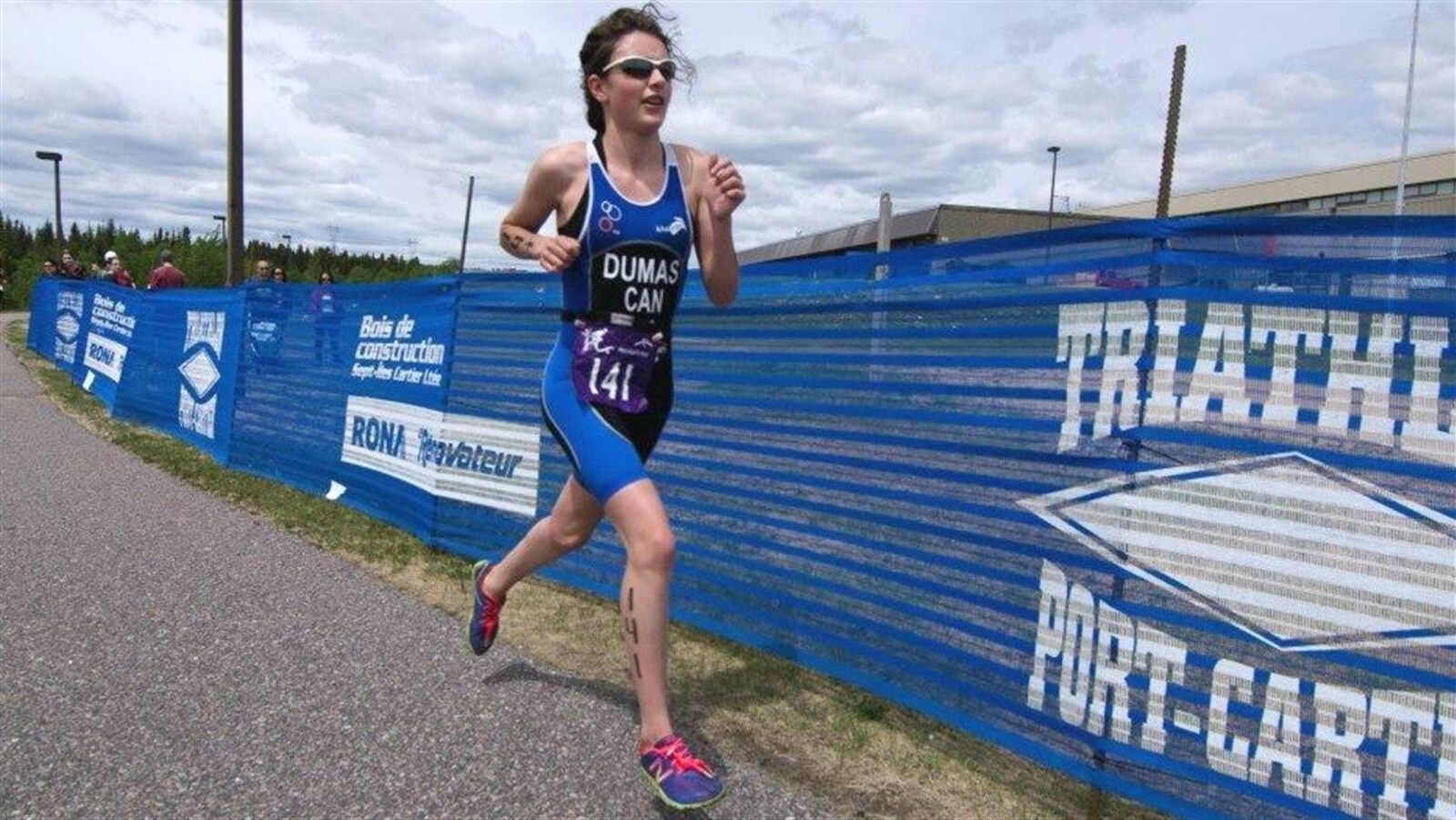 La triathlonienne Claudelle Dumas de Port-Cartier.