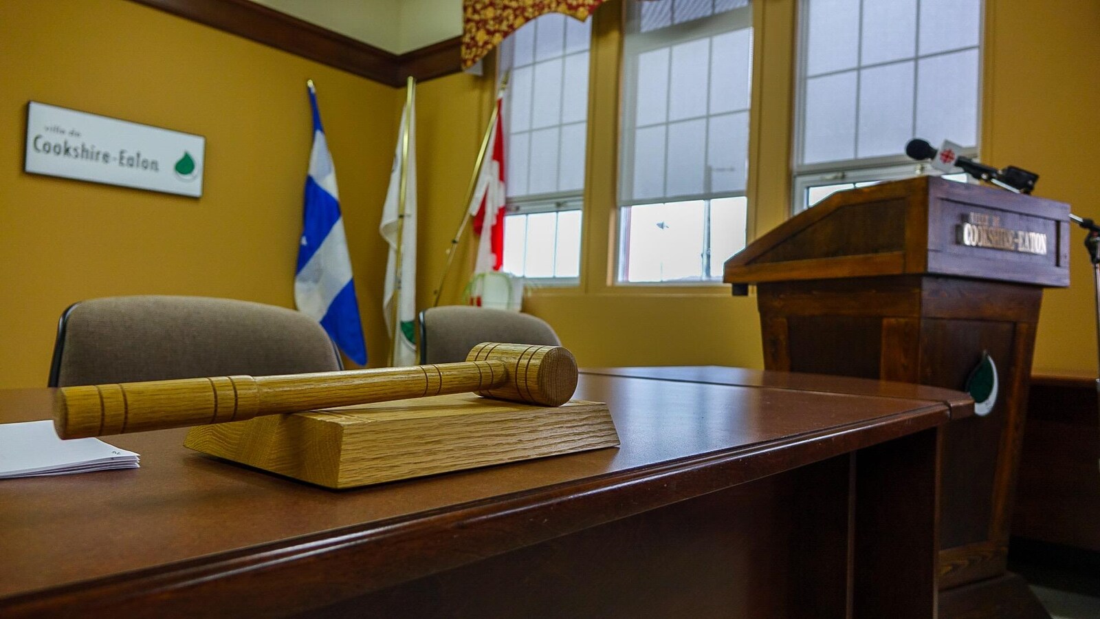 La salle du conseil municipal de Cookshire-Eaton
