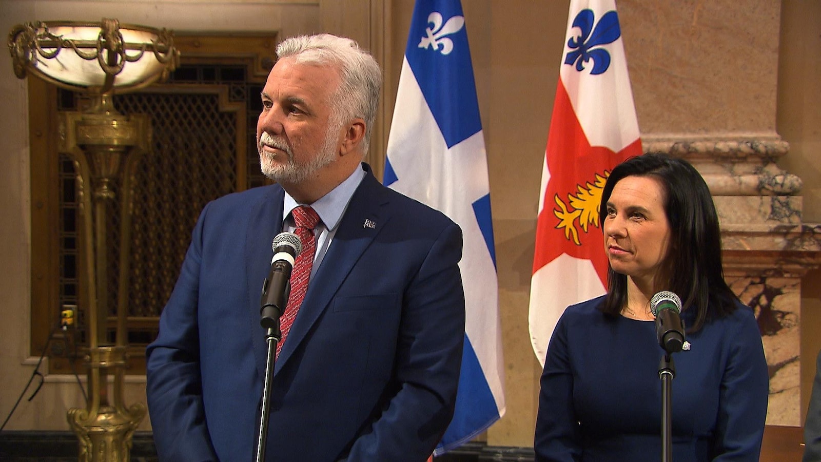 Philippe Couillard et Valérie Plante au micro