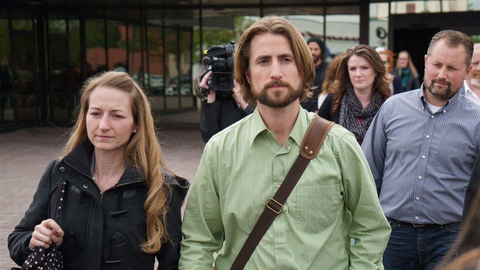 Collet Stephan (à gauche) et David Stephan (à droite). Le couple a été reconnu coupables en 2016 d'avoir manqué de fournir le nécessaire à la vie de leur fils malade.