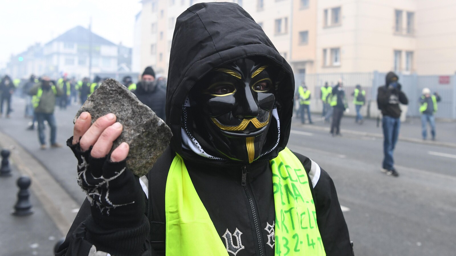 Des gilets jaunes ont pris les médias pour cible samedi lors de la neuvième semaine de mobilisation.