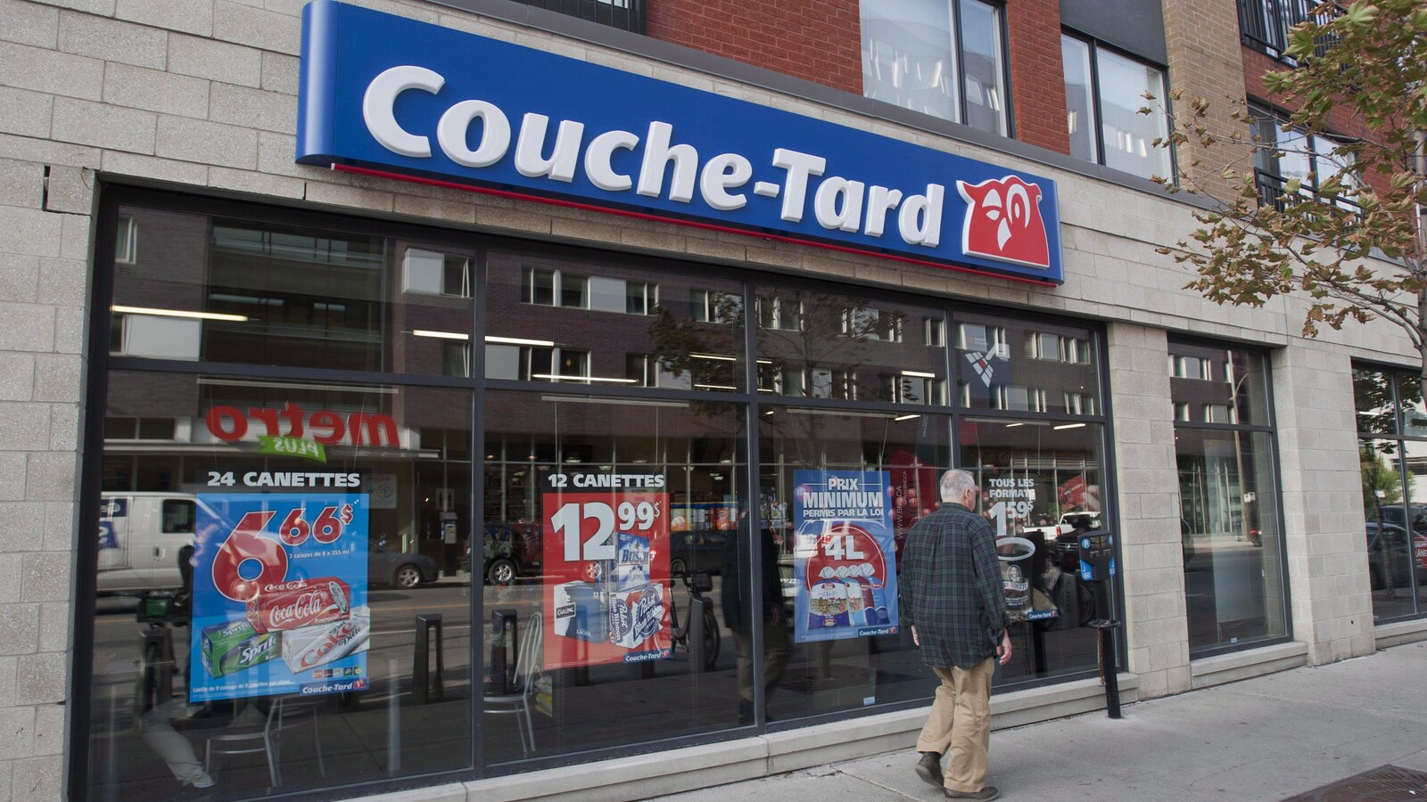 Un dépanneur Couche-tard à Montréal.