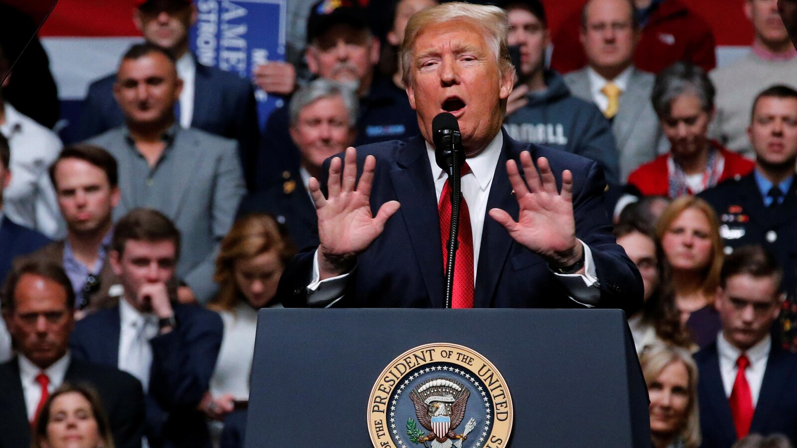 Donald Trump participe à un rassemblement à Nashville, au Tennessee.