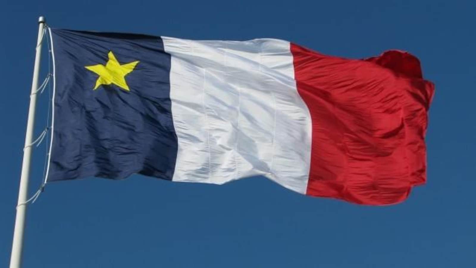 Le drapeau acadien.