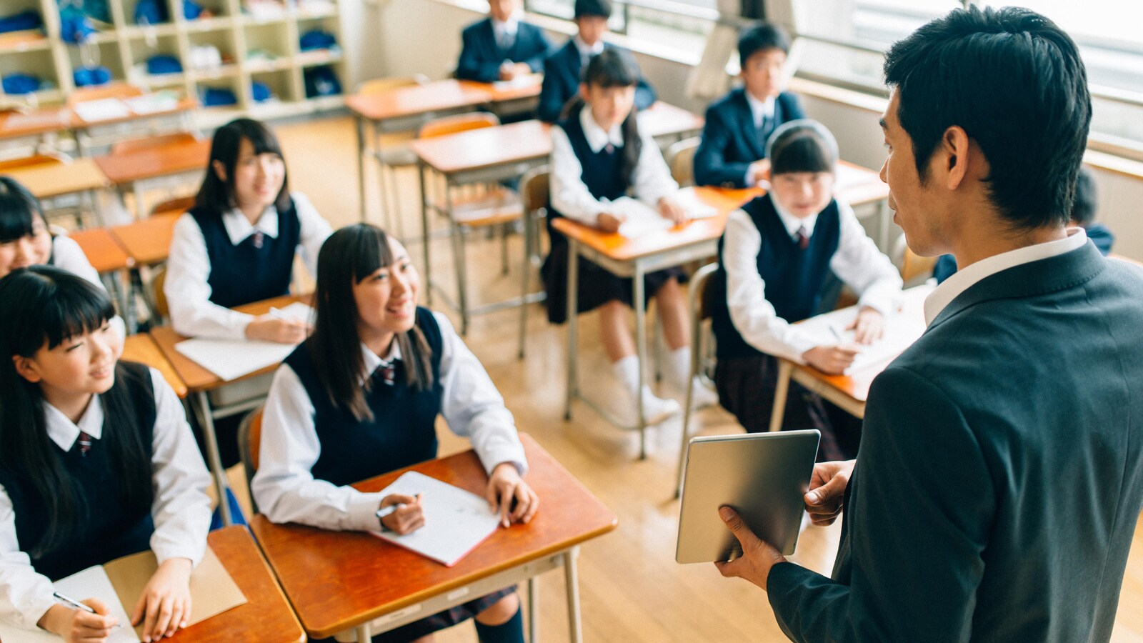 Des élèves dans une classe.