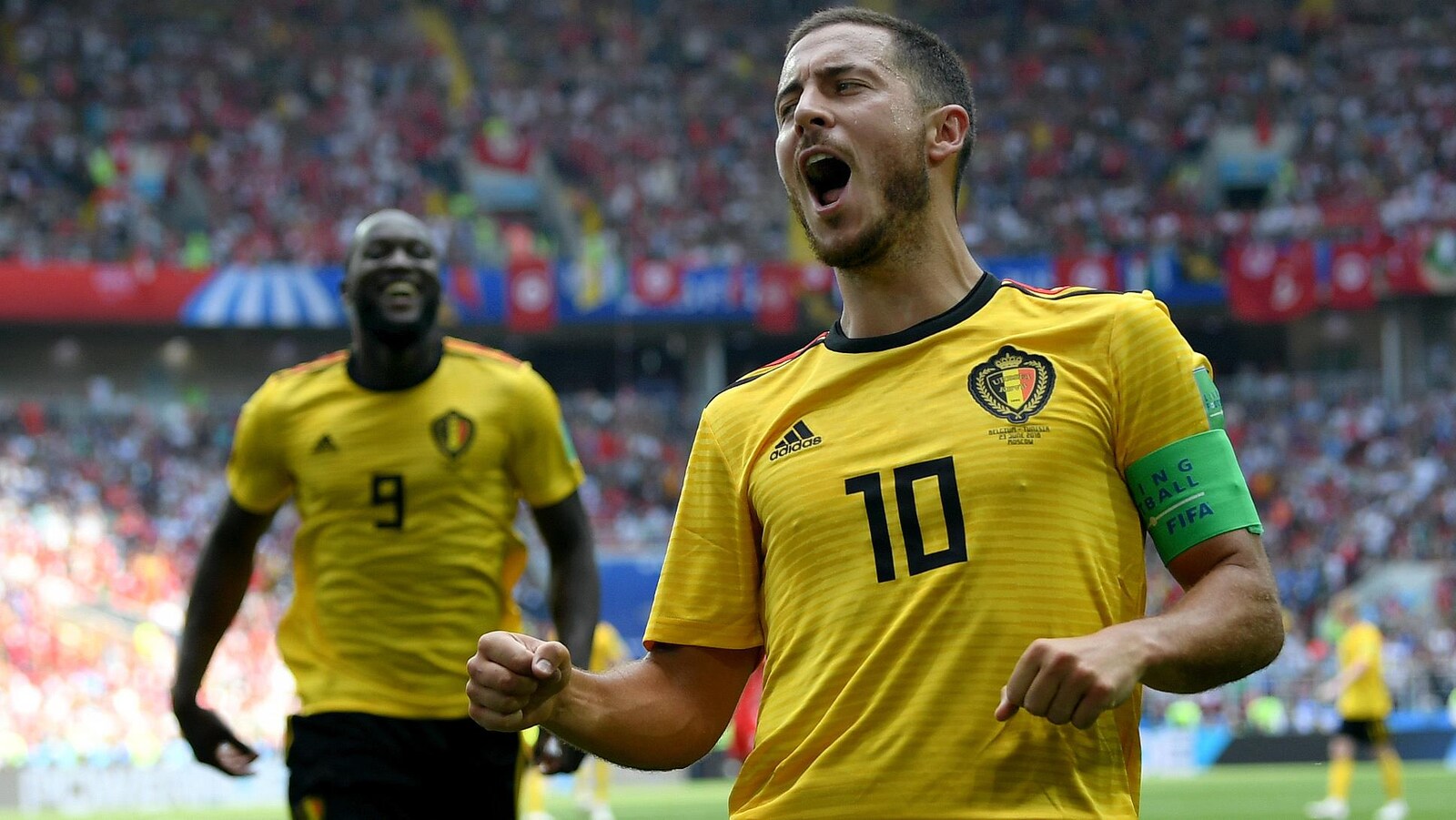 Romelu Lukaku (9) s'apprête à rejoindre Eden Hazard (10) pour célébrer le 4e but de la Belgique.