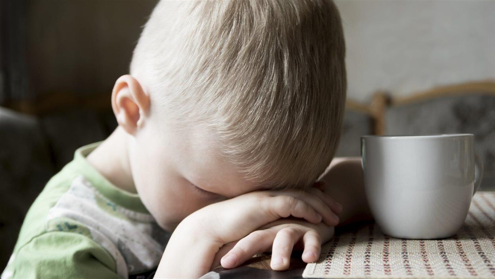 Un nombre élevé d'enfants vivent dans la pauvreté.