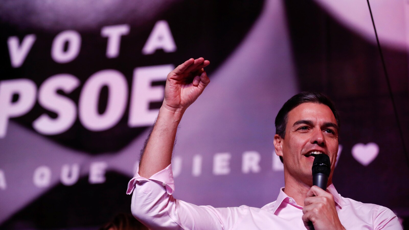 Le premier ministre espagnol sortant, Pedro Sanchez, lors de son discours de victoire
