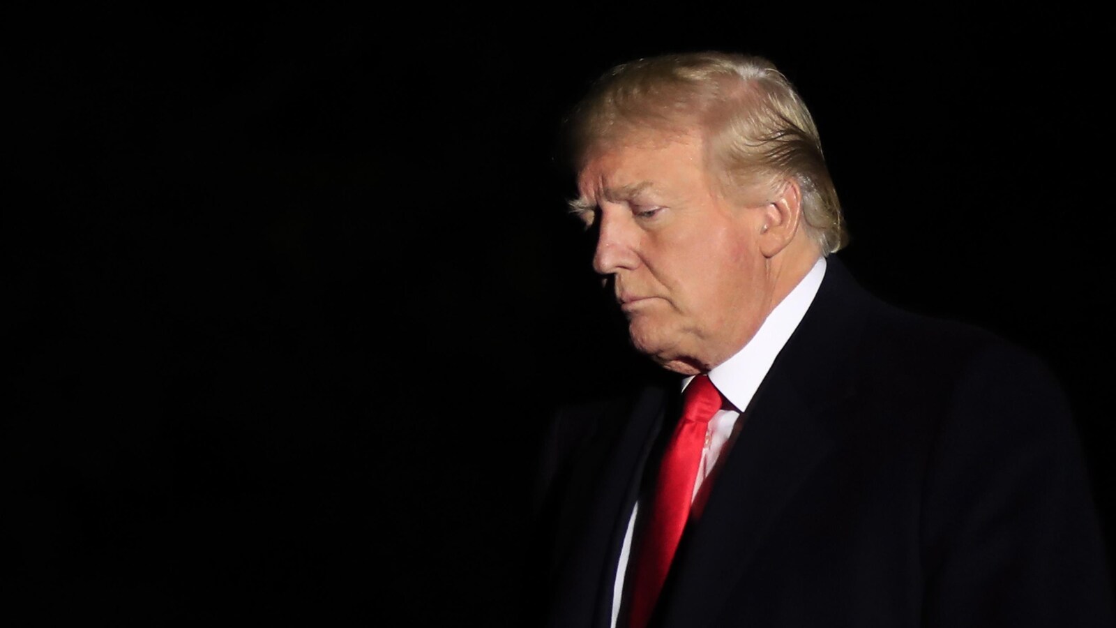 Un gros plan de Donald Trump.