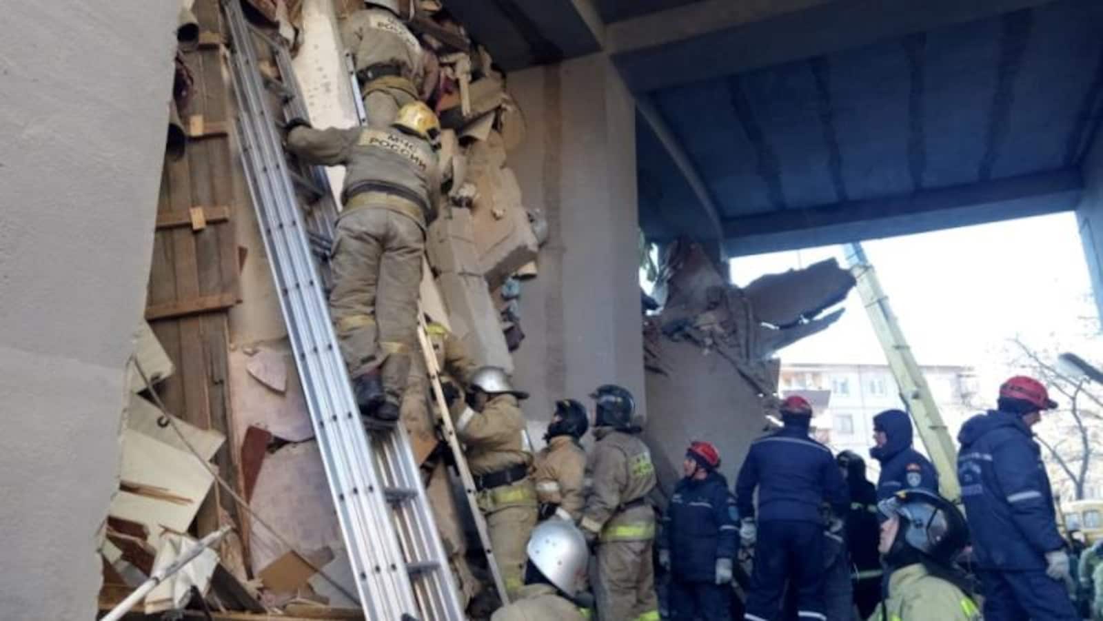 Russie : au moins quatre morts dans l'explosion au gaz d'un immeuble résidentiel Russie : au moins quatre morts dans l'explosion au gaz d'un immeuble résidentiel