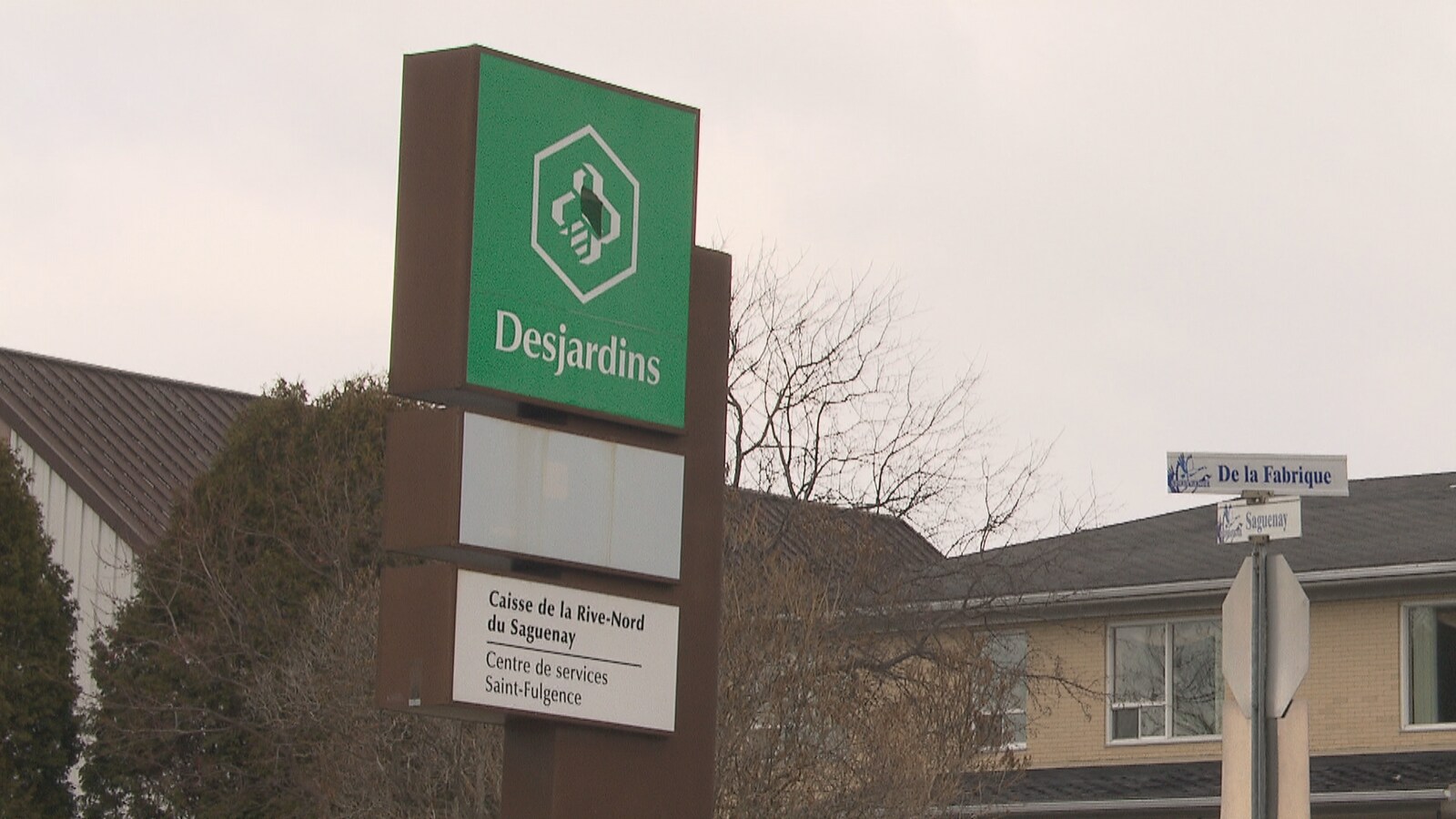 L'enseigne de la Caisse Desjardins de Saint-Fulgence