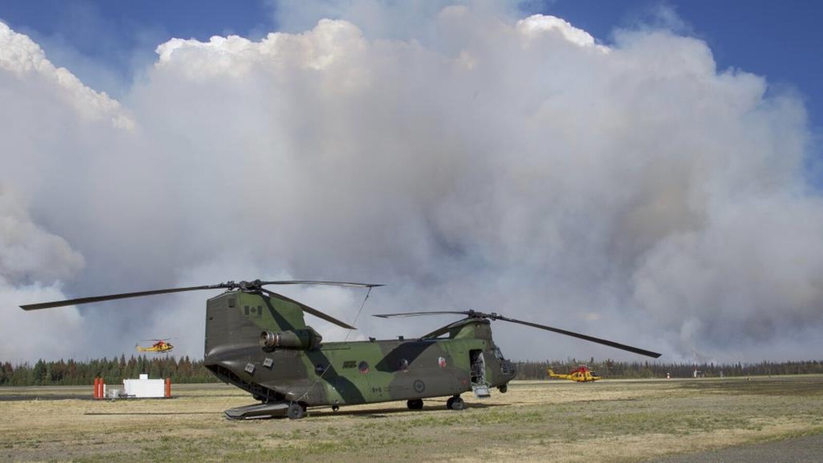 Un hélicoptère des Forces armées canadiennes qui fait partie de l'opération LENTUS